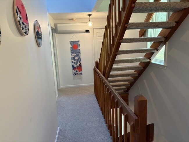 Building Photo - 162 Meadows Dr