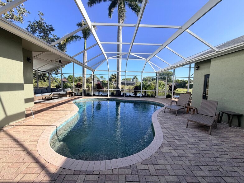 Building Photo - 8344 9th Avenue Ter NW