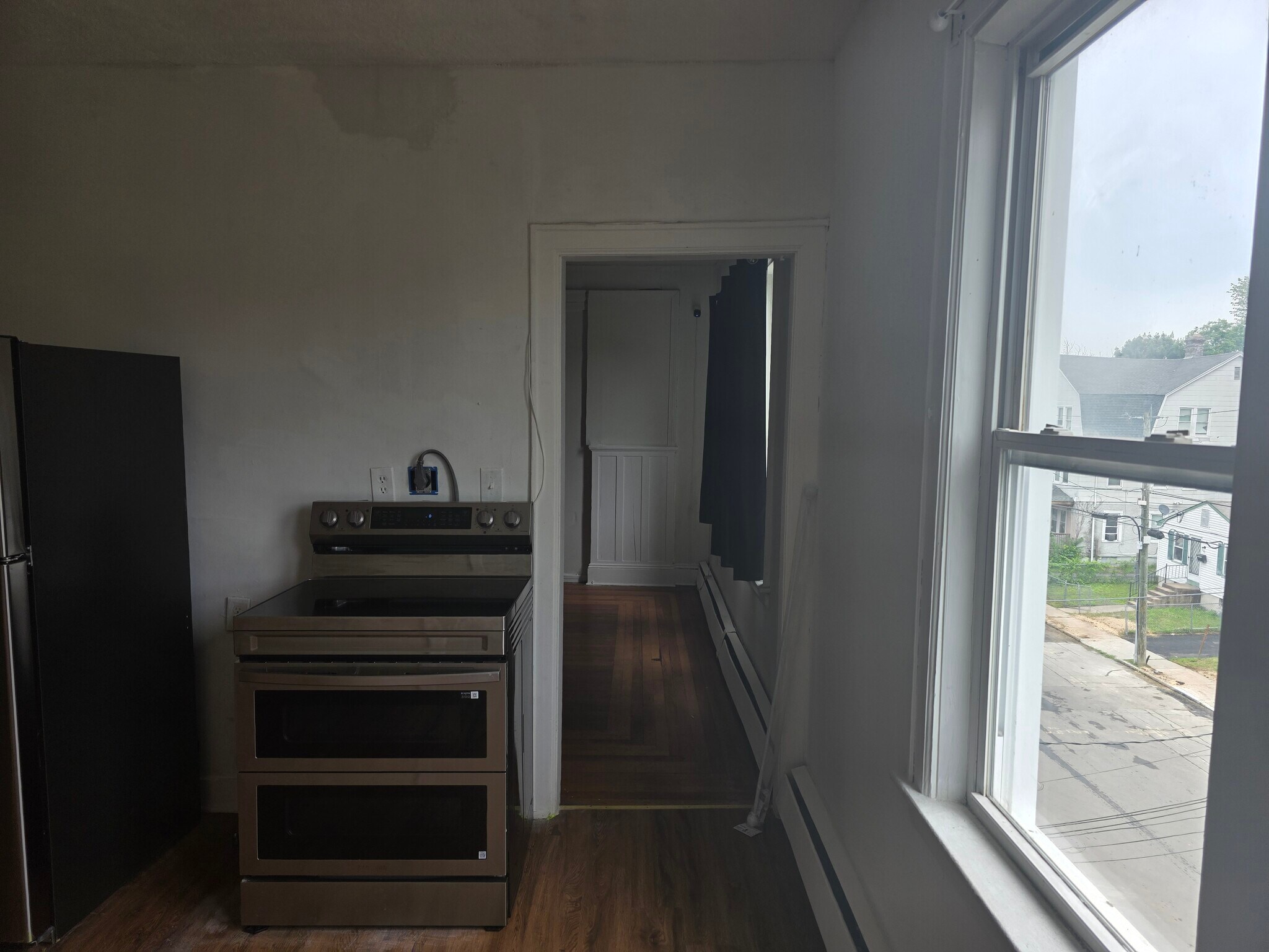 Building Photo - 502 Edgewood St