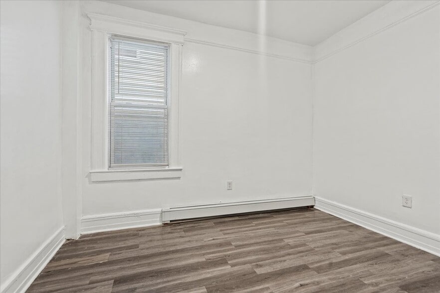 Building Photo - 871 S 19th St