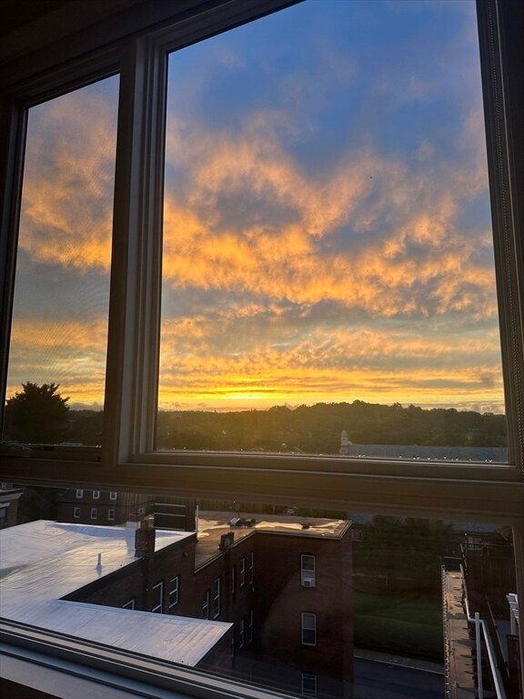 Building Photo - 3193 Washington St