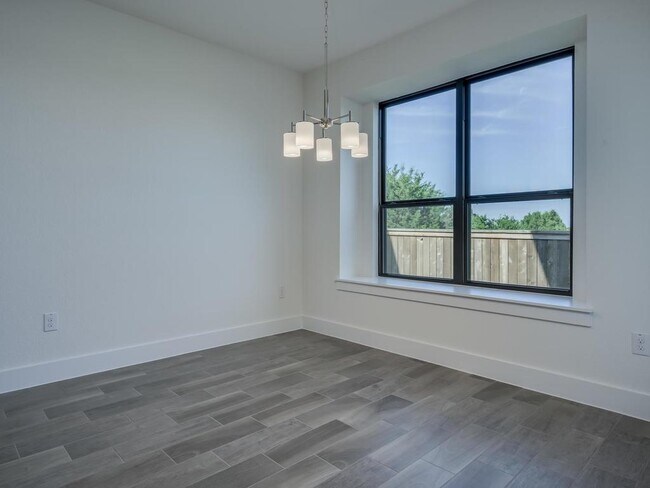 Building Photo - 12327 Maypole Bend