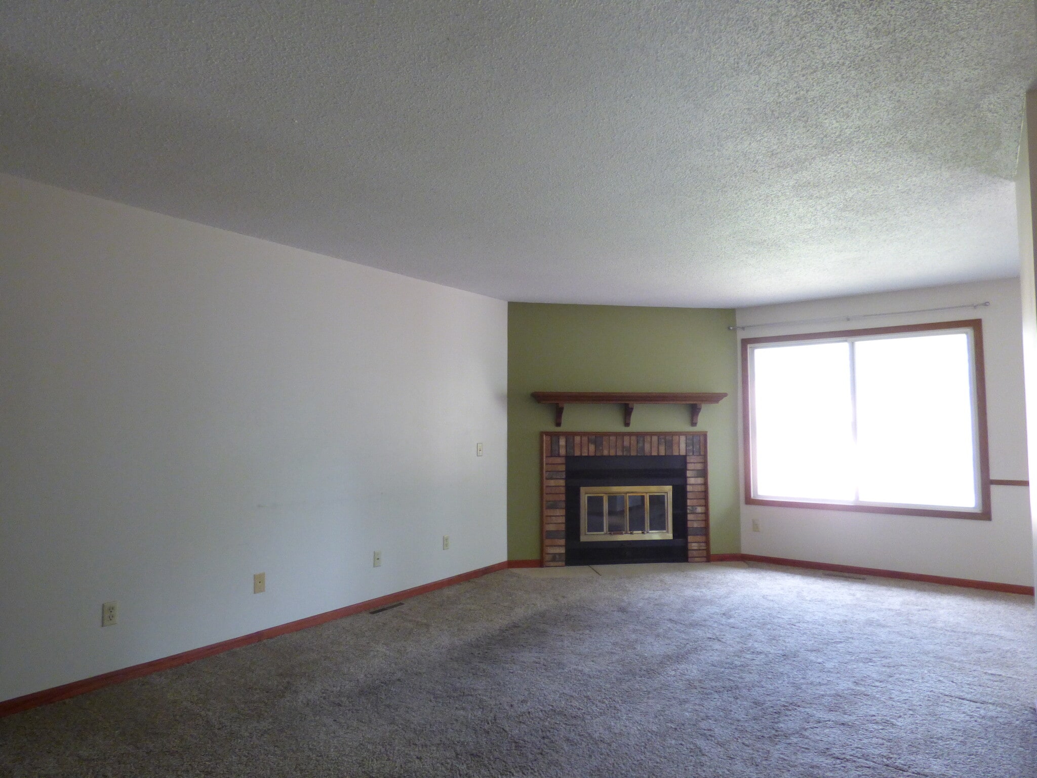 Building Photo - 1600 Commerce Dr