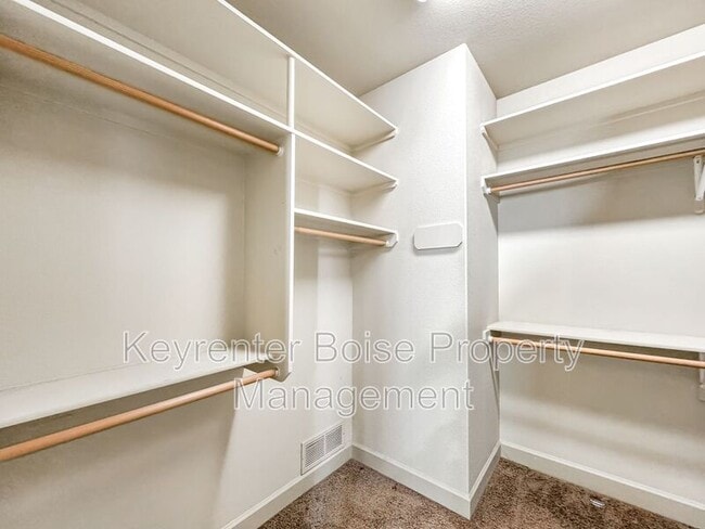 Building Photo - 7301 W Baron Ln