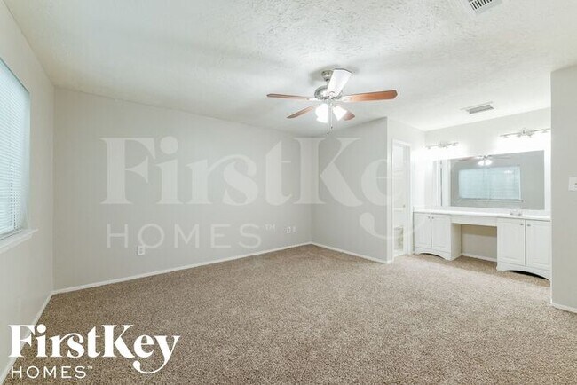 Building Photo - 16214 Sky Blue Ln