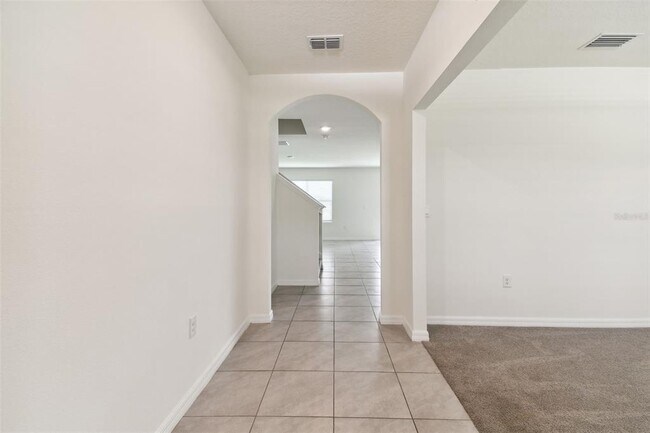 Building Photo - 33405 Hamilton Hl Ln