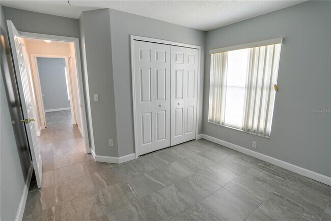 Building Photo - 7819 Turkey Oak Ln