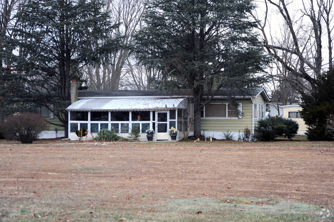 Building Photo - Tilton Terrace Mobile Home Park