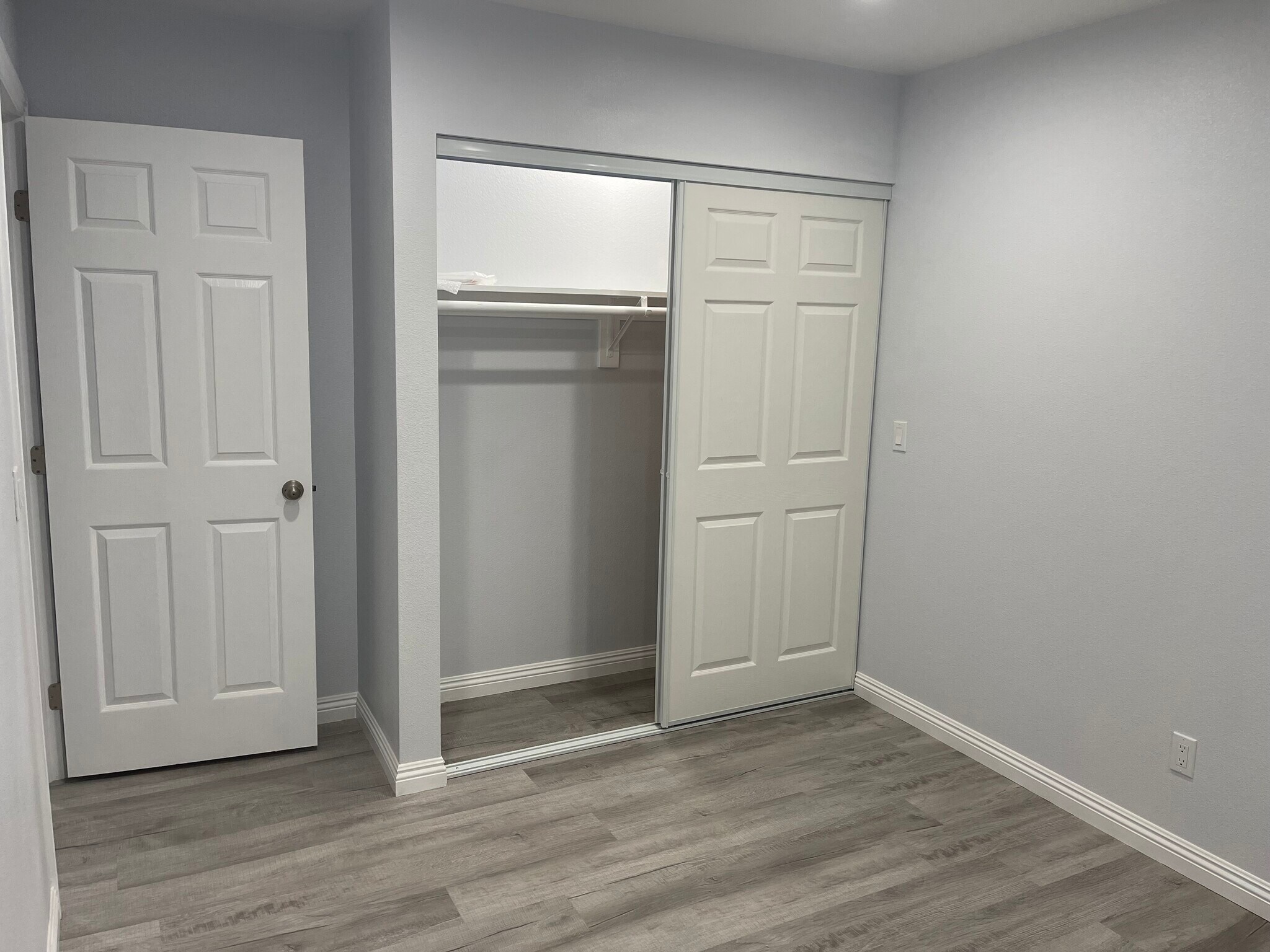 2nd bedroom - 1363 Hudspeth St