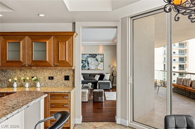 Building Photo - 2777 Paradise Rd