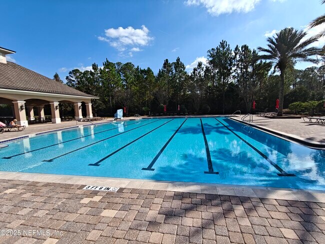 Building Photo - 70481 Winding River Dr