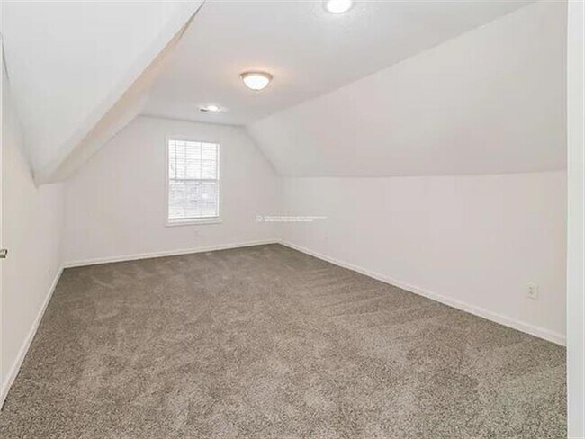 Building Photo - Beautiful Memphis home
