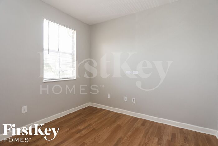 Building Photo - 24521 SW 110th Ave