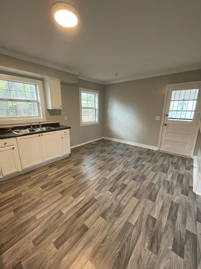 Building Photo - 511 Woodward Ave