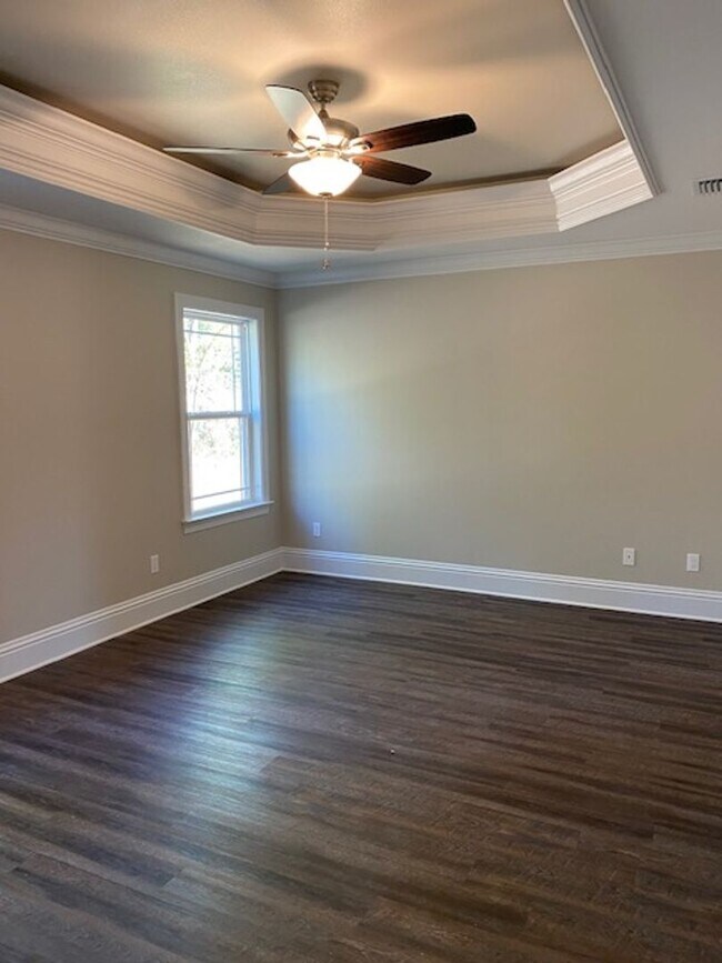 Building Photo - 4 Bedroom Home in Wakulla