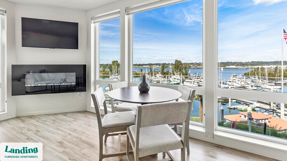 Building Photo - 11505 NE Yacht Harbor Dr