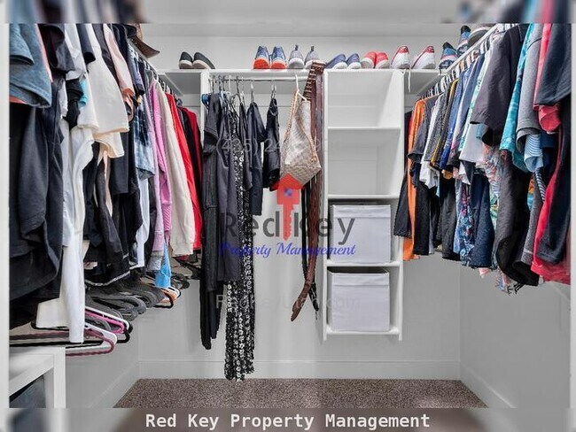 Building Photo - Kings Landing Single Family Home