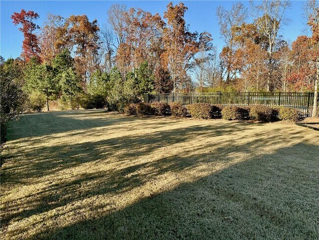 Building Photo - 3805 Alden Pl