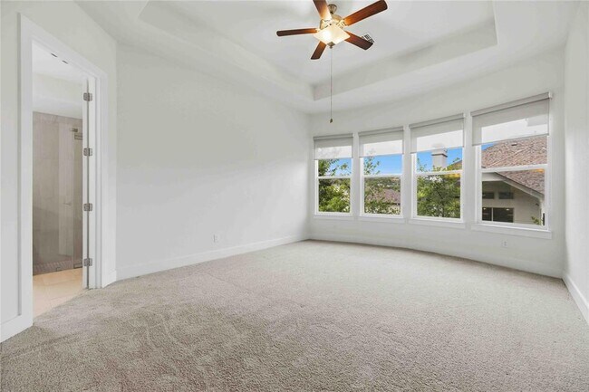 Building Photo - 401 Sitlington Ln