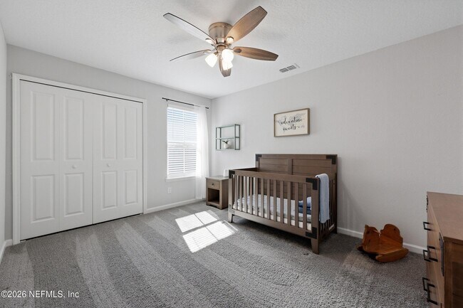 Building Photo - 184 Dahlia Falls Dr
