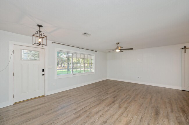 Building Photo - 235 Sotir St NW