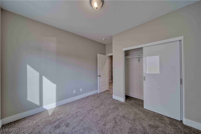 Building Photo - 610 San Lorenzo St