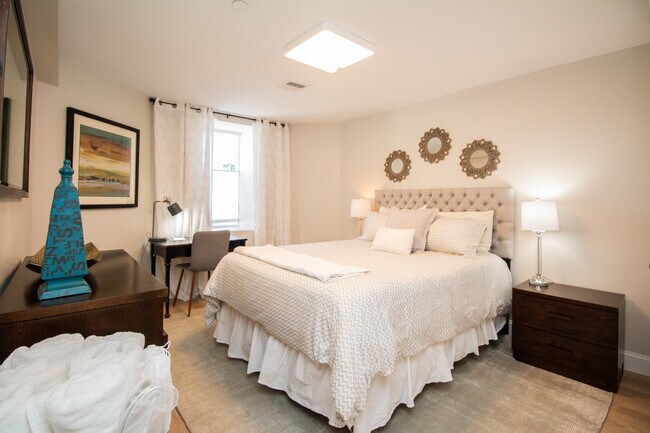 Building Photo - 34 Jamaica Rd