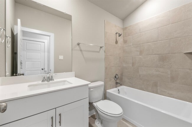 Building Photo - 17886 Stone Ter Ct