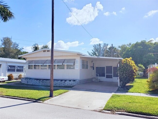 Primary Photo - 10315 Cortez Rd W