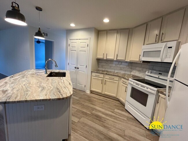 Building Photo - Beautiful home in the heart of Niceville!