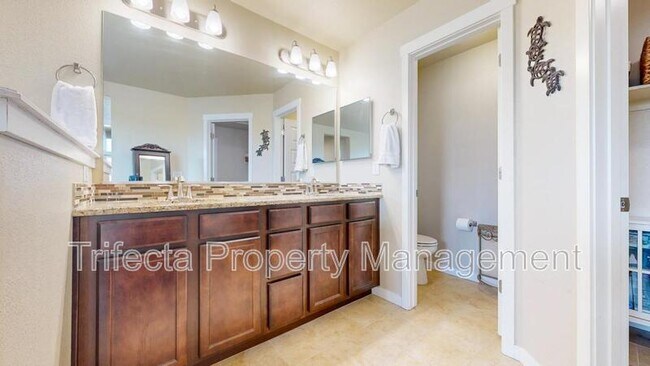 Building Photo - 1472 Moraine Valley Dr
