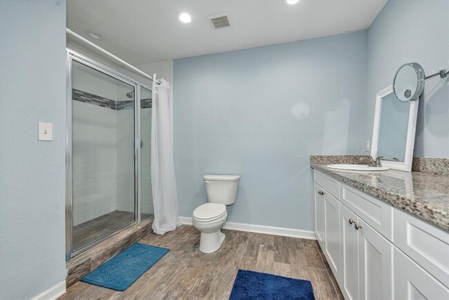 Building Photo - 3559 Balboa Cir