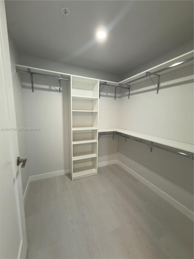 Building Photo - 18300 SW 98th Ave