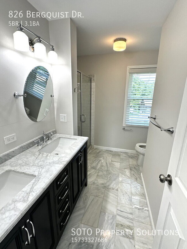 Building Photo - 826 Bergquist Dr
