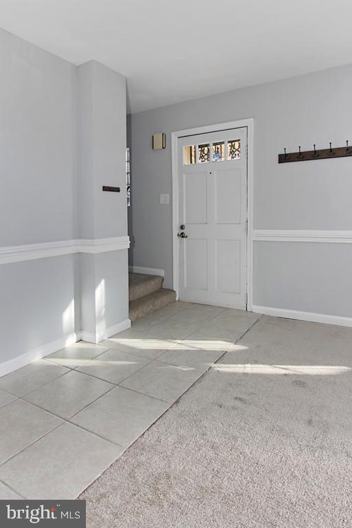 Building Photo - 2104 S Nelson St