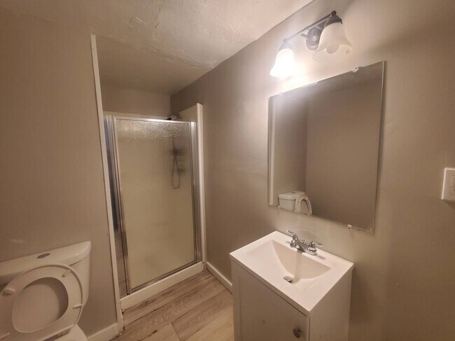 Building Photo - 3586 W 69th St