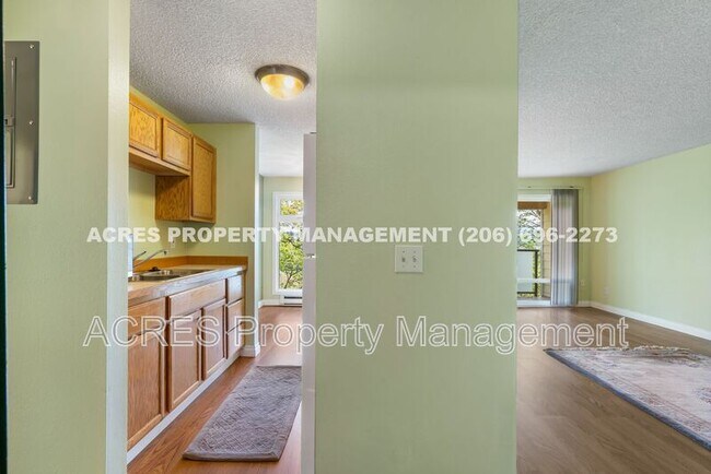 Building Photo - 15154 65th Ave S