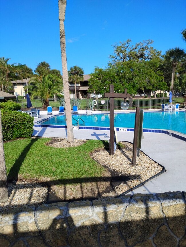 Building Photo - 2 Bedroom in Palm Coast