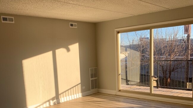 Building Photo - 8141 W 84th Pl