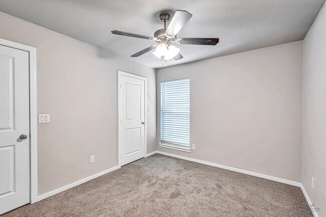 Building Photo - 9115 Ratliff Rdg