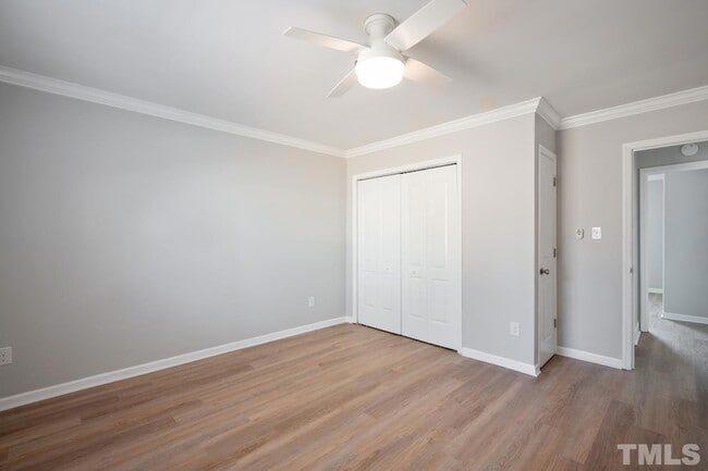 Building Photo - 312 W Park St