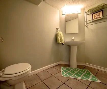 Building Photo - 34 E Liberty St