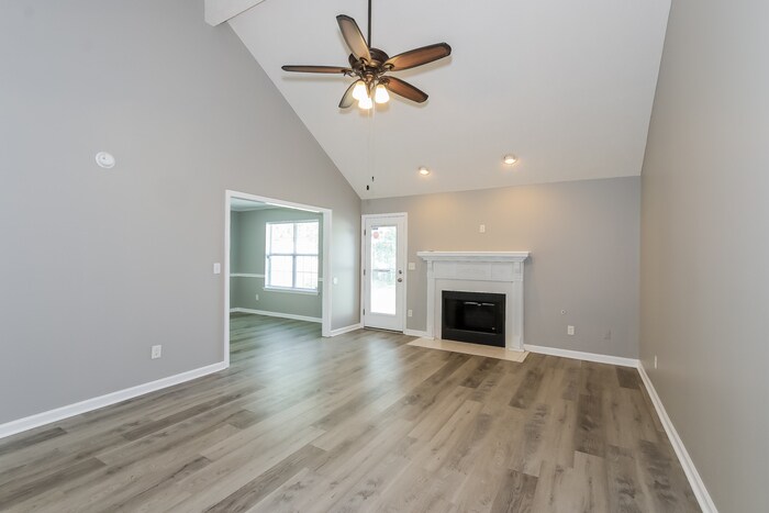 Building Photo - 5254 Silver Fox Way