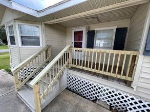 Building Photo - 181 Mars St