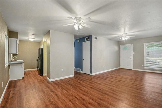 Building Photo - 1202 Crane Dr