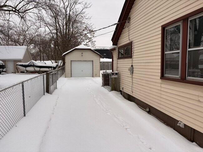 Building Photo - 782 Pensacola Ave