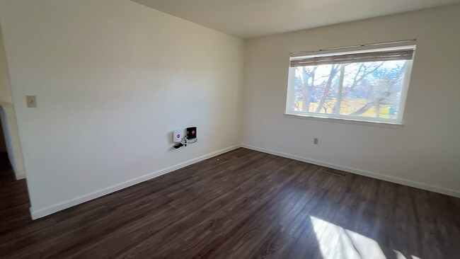 Building Photo - 962 Red Cloud Ct