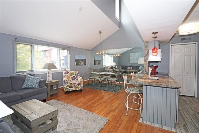 Building Photo - 303 Swans Wharf Row