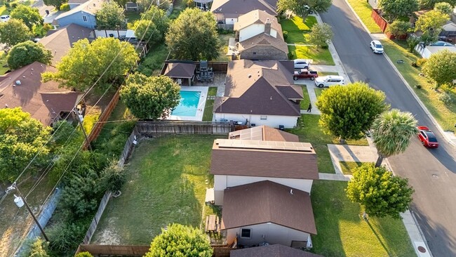 Building Photo - 2296 Maria Del Refugio Dr