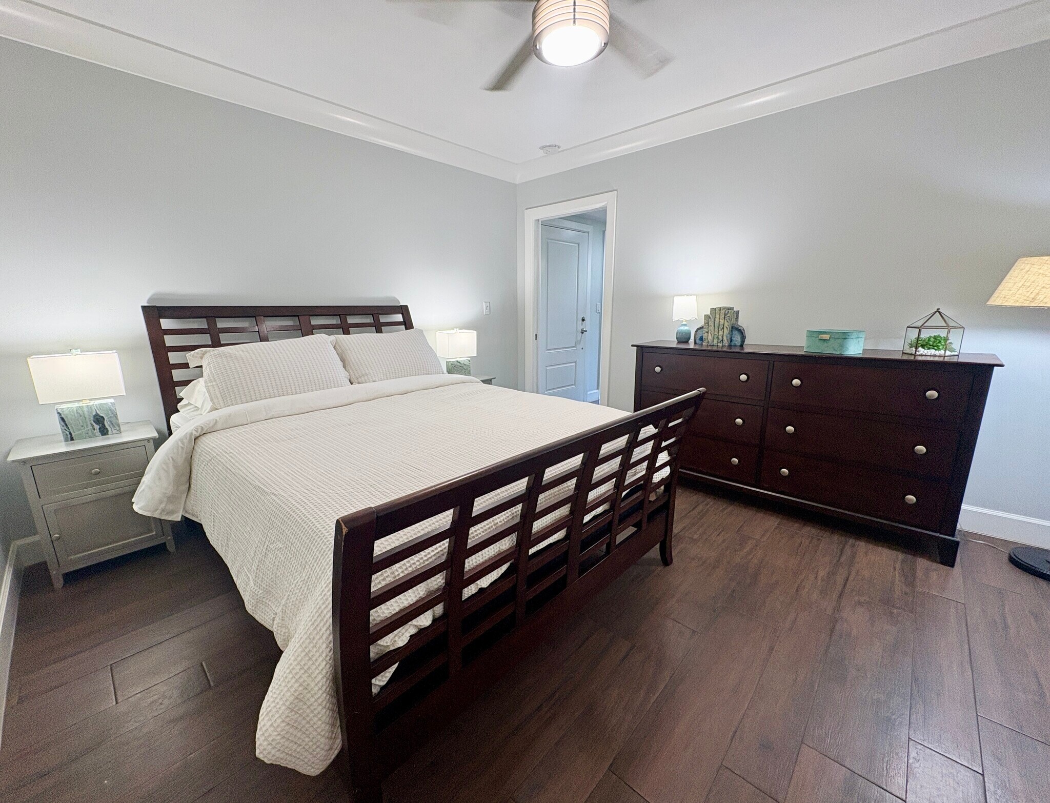Large bedroom with window and natural lighting. Fully furnished. - 15 S Golfview Rd